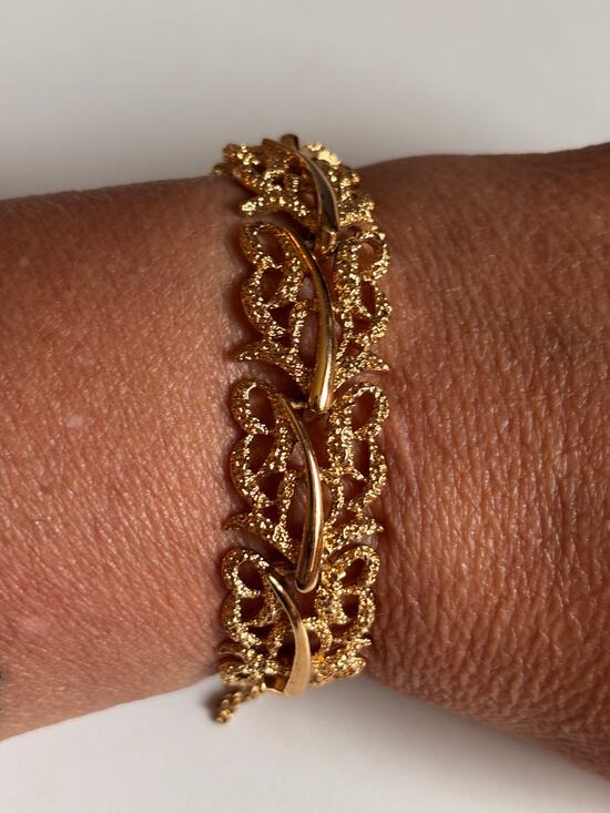 Monet Jewelry - Vintage Monet gold tone filigree reticulated bracelet glamcore coastal vacation